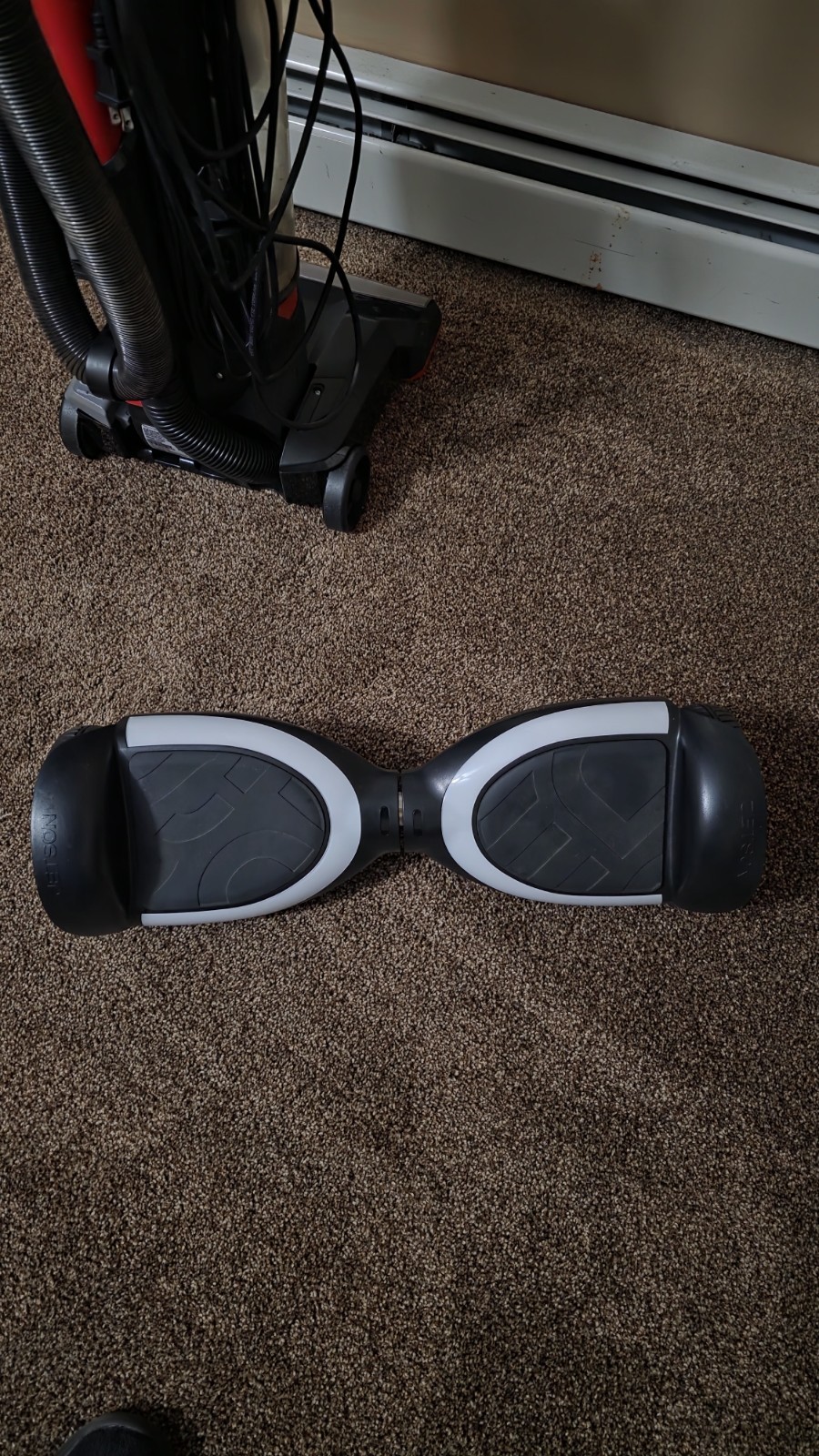 Hover-1 Xenom Self Balancing Scooter Hoverboard Bluetooth 7mph 7mi Black/White