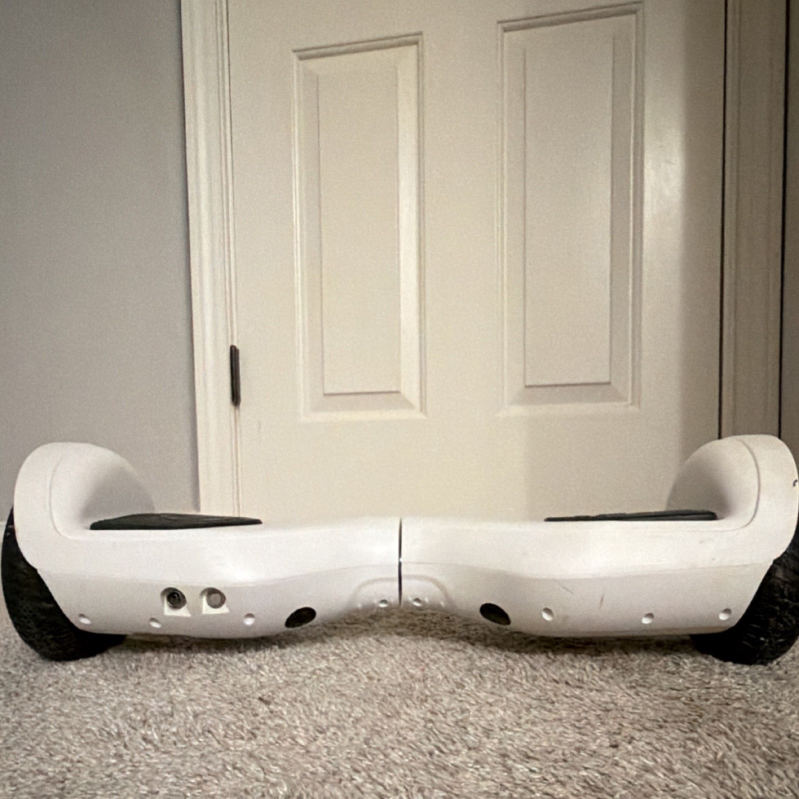 SWFT Blaze Self-Balancing Scooter Hoverboard White/w NVMW charger