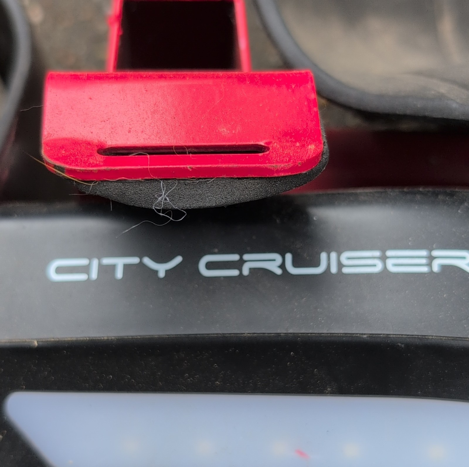 City Cruiser Seated Folding Electric Scooter Red Black E03ZPU1901070250