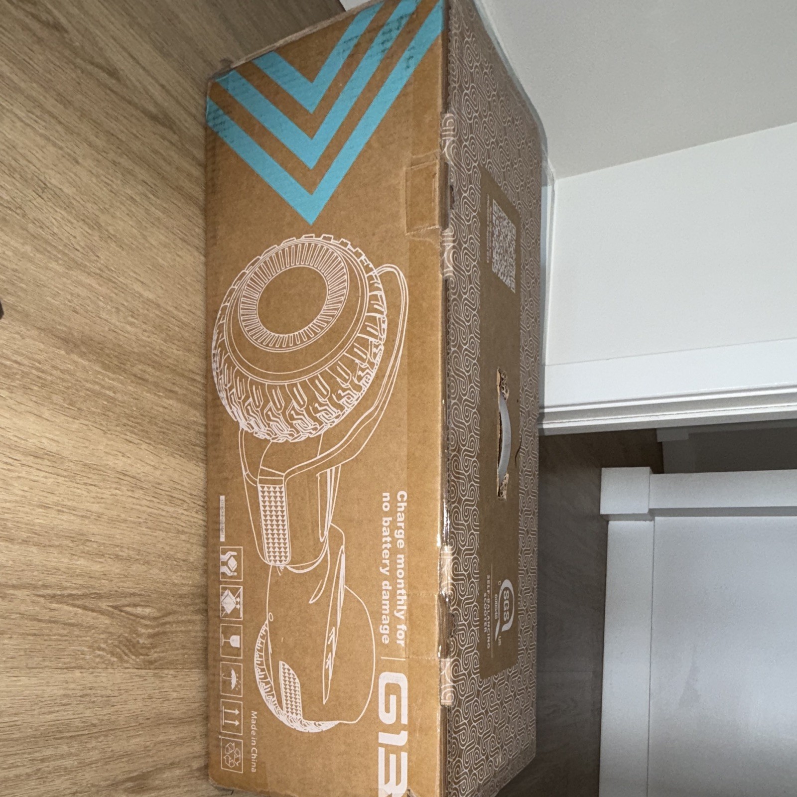 G13 Self Balancing Scooter Hoverboard Black Bluetooth 6 mph 6-mile Range