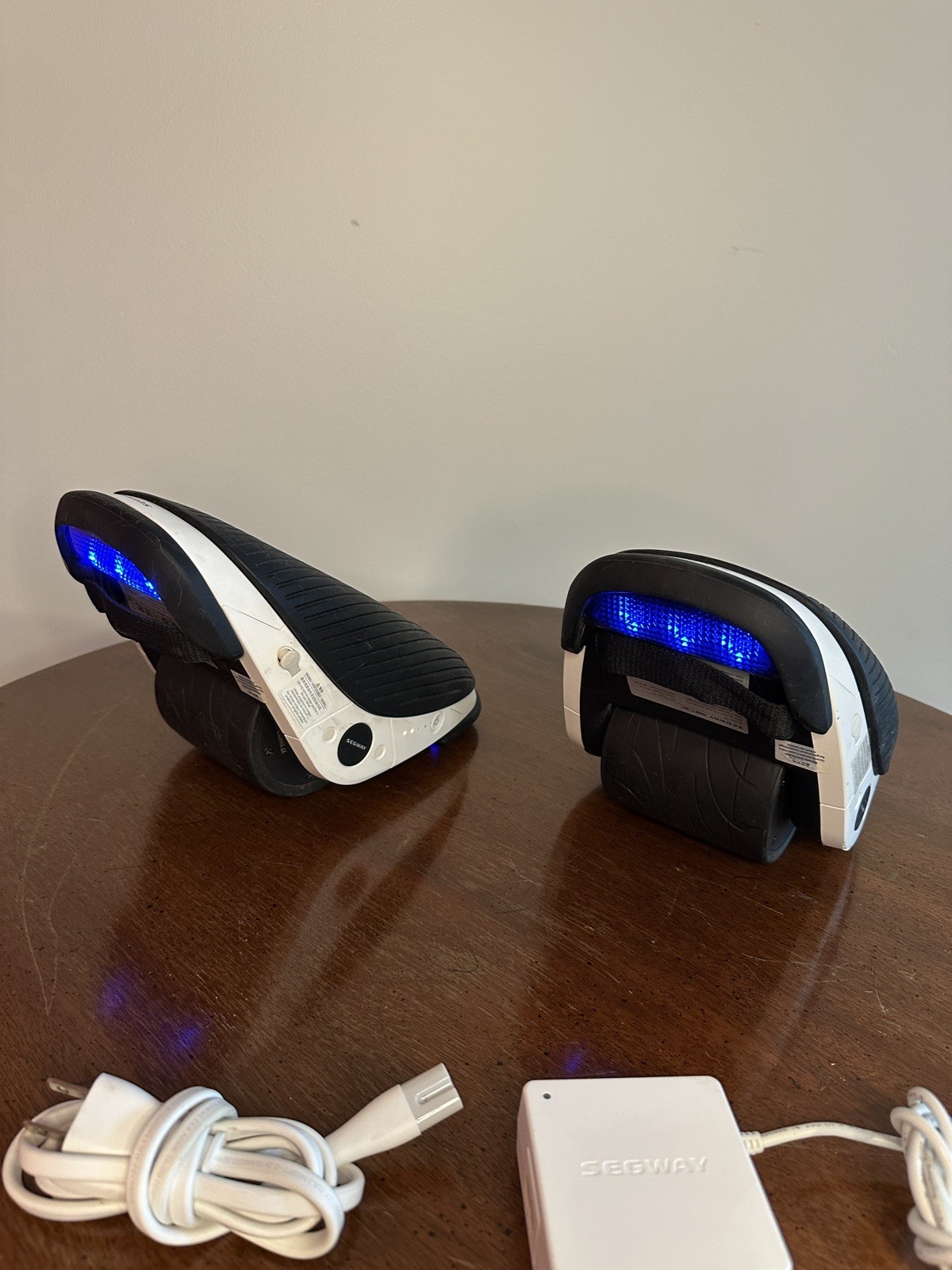 Segway Ninebot Drift W1 Hover Shoes Pair *TESTED WORKS* Charger Included
