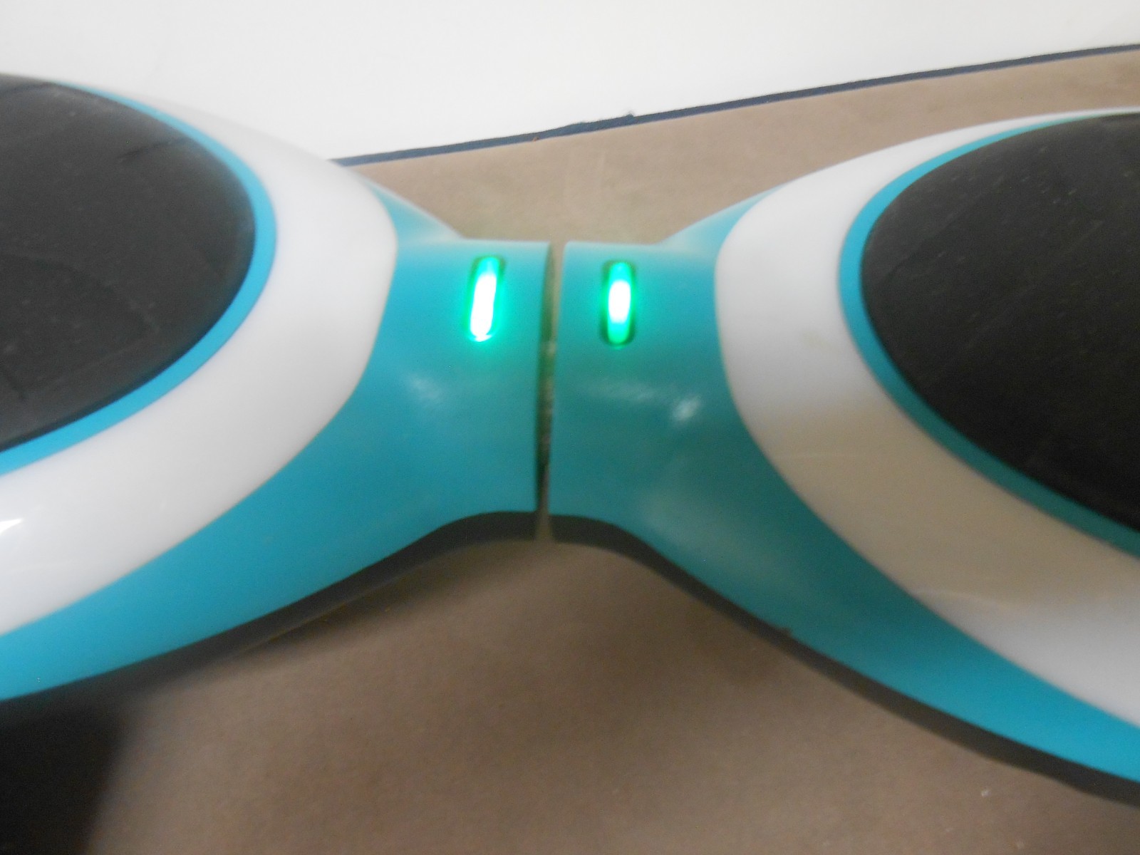 Jetson Sphere Self Balancing Scooter Hoverboard Teal Black, with charger