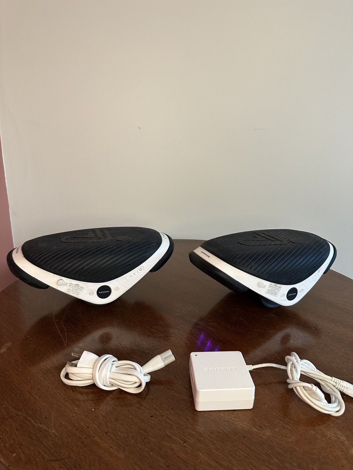 Segway Ninebot Drift W1 Hover Shoes Pair *TESTED WORKS* Charger Included