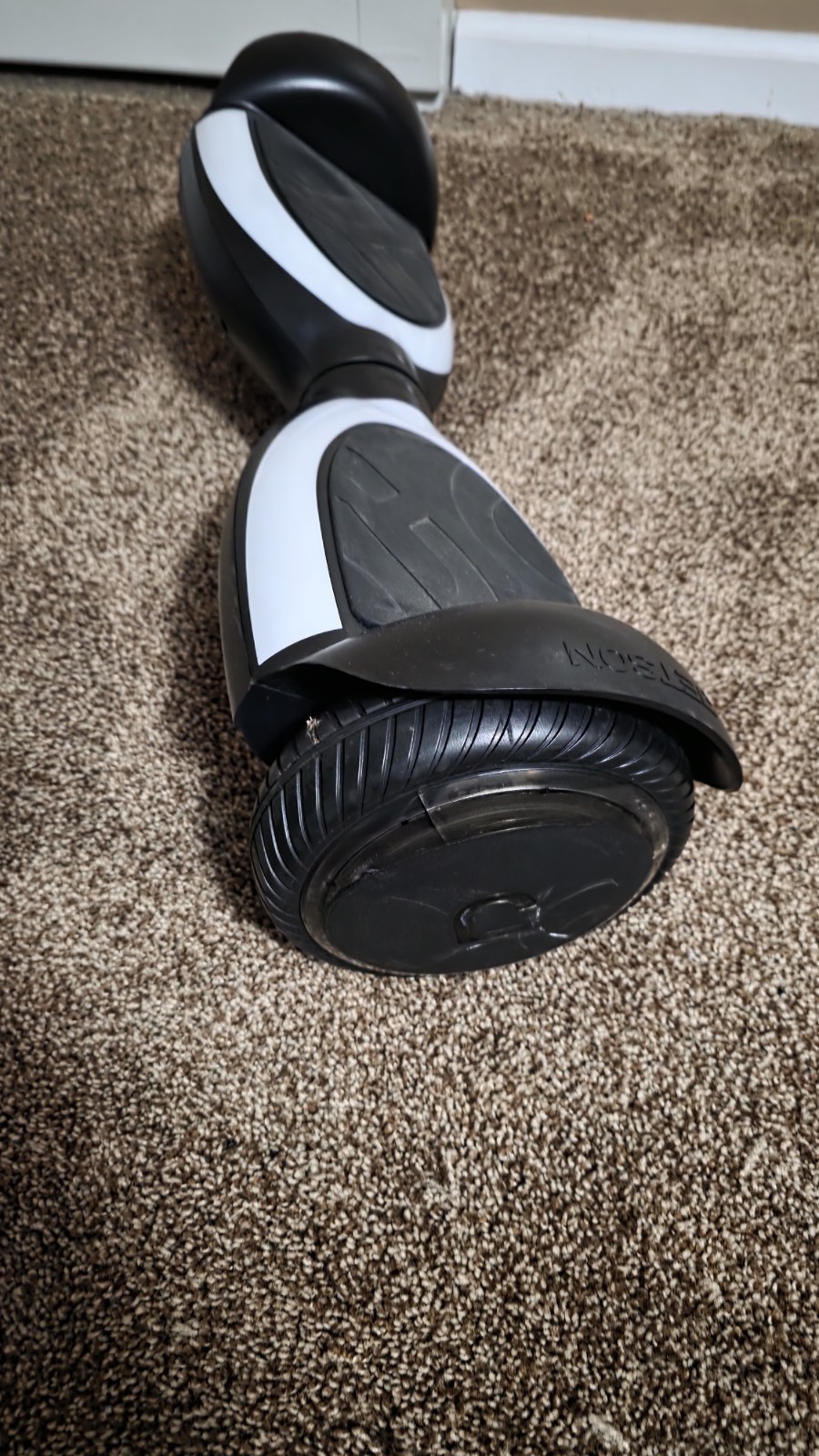 Hover-1 Xenom Self Balancing Scooter Hoverboard Bluetooth 7mph 7mi Black/White