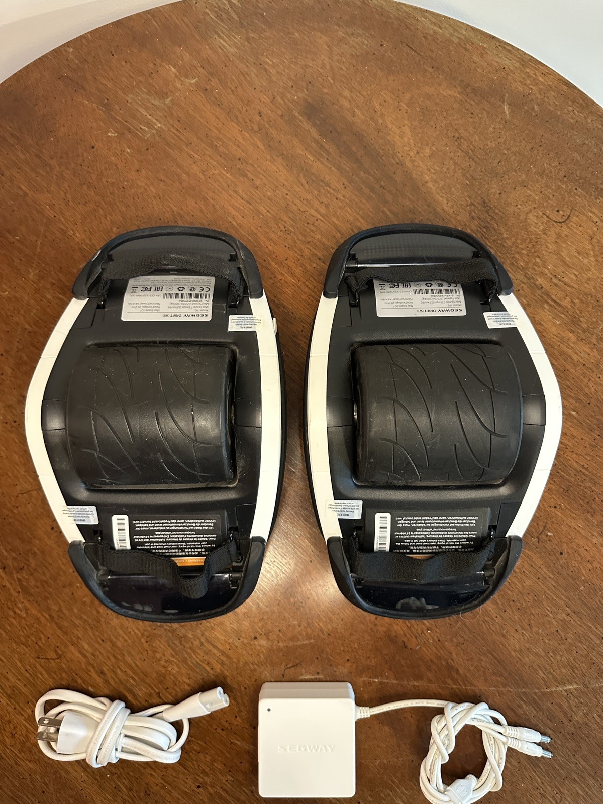 Segway Ninebot Drift W1 Hover Shoes Pair *TESTED WORKS* Charger Included