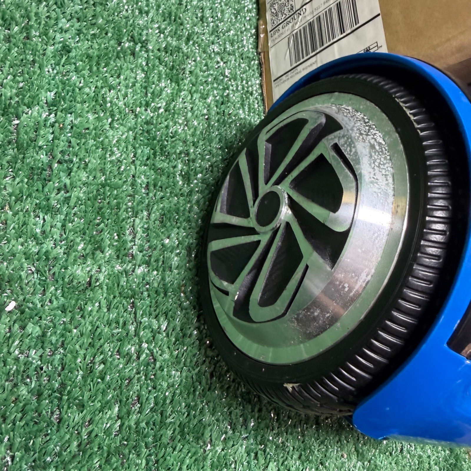 FLUXX WATT+ 651 Kids 6.5″ Wheels UL2272 Blue LED Hoverboard w/ Bluetooth Speaker