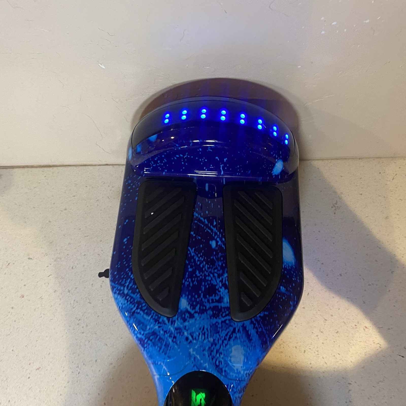 SIMATE Hoverboard Bluetooth All Terrain Hover Board With LED lights, App (read)