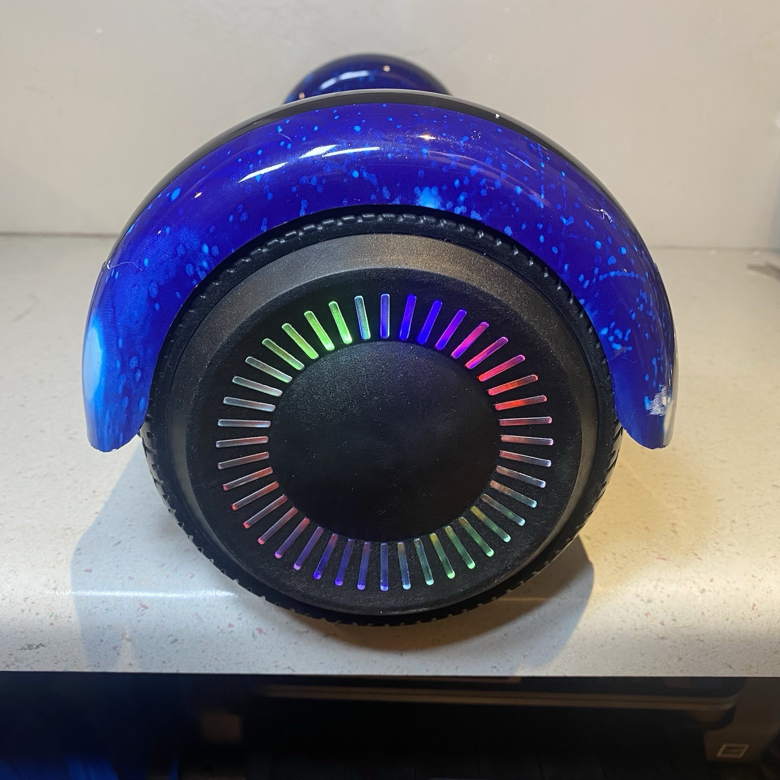 SIMATE Hoverboard Bluetooth All Terrain Hover Board With LED lights, App (read)