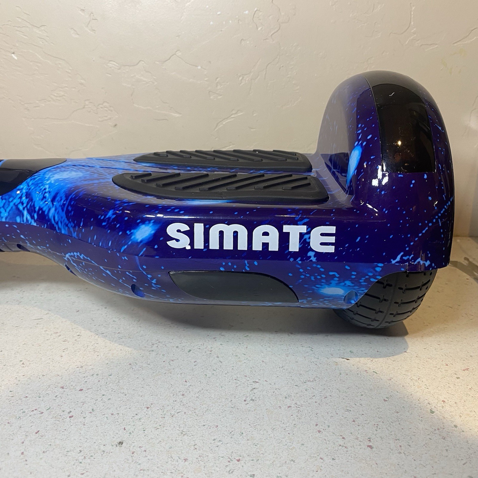 SIMATE Hoverboard Bluetooth All Terrain Hover Board With LED lights, App (read)