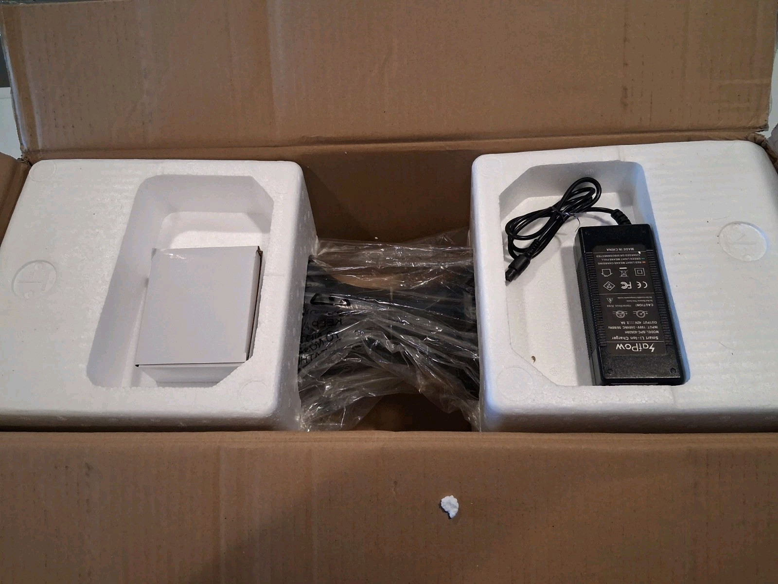 Black Swagtron T580 Twist. Open Box, But Was Tested Once. Free Shipping.