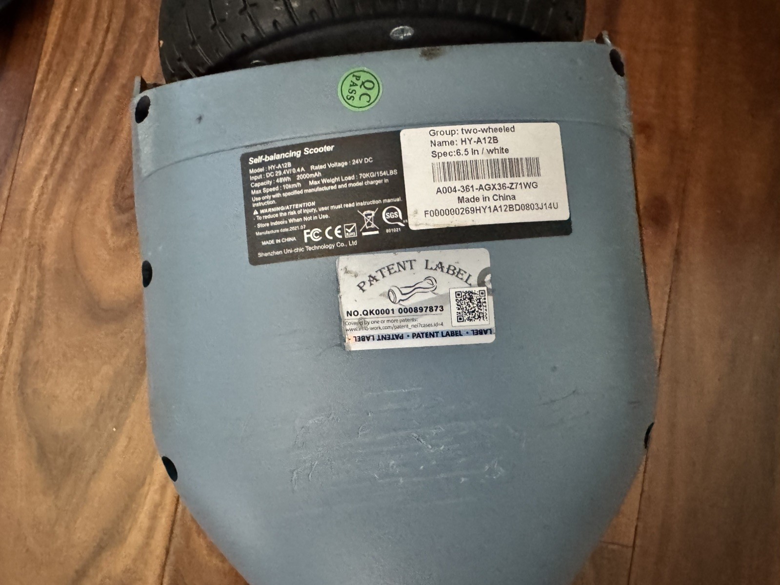 White Self Balancing hoverboard 10mph no charger HY-A12B Certified to UL 2272.